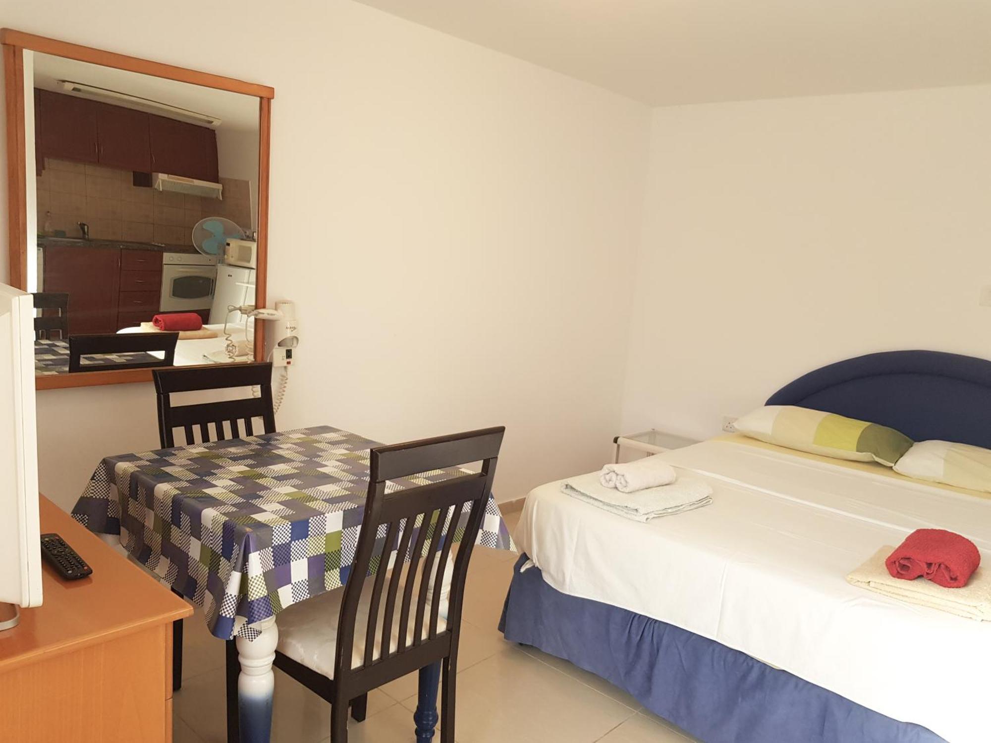 Apartmán Galatia'S Court Paphos Pokoj fotografie
