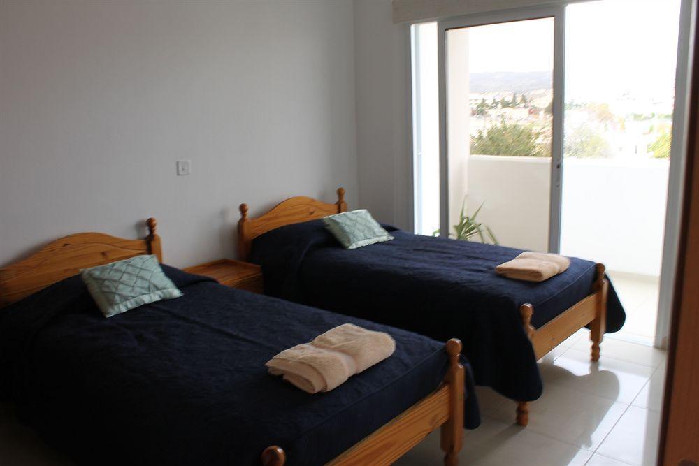 Apartmán Galatia'S Court Paphos Exteriér fotografie