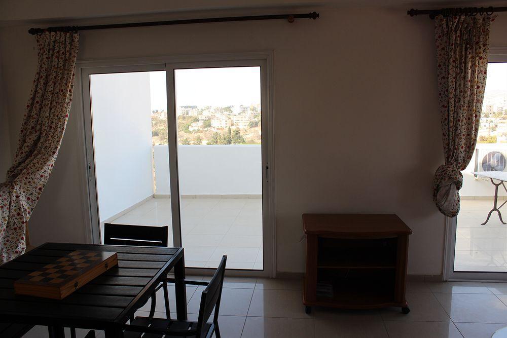 Apartmán Galatia'S Court Paphos Exteriér fotografie