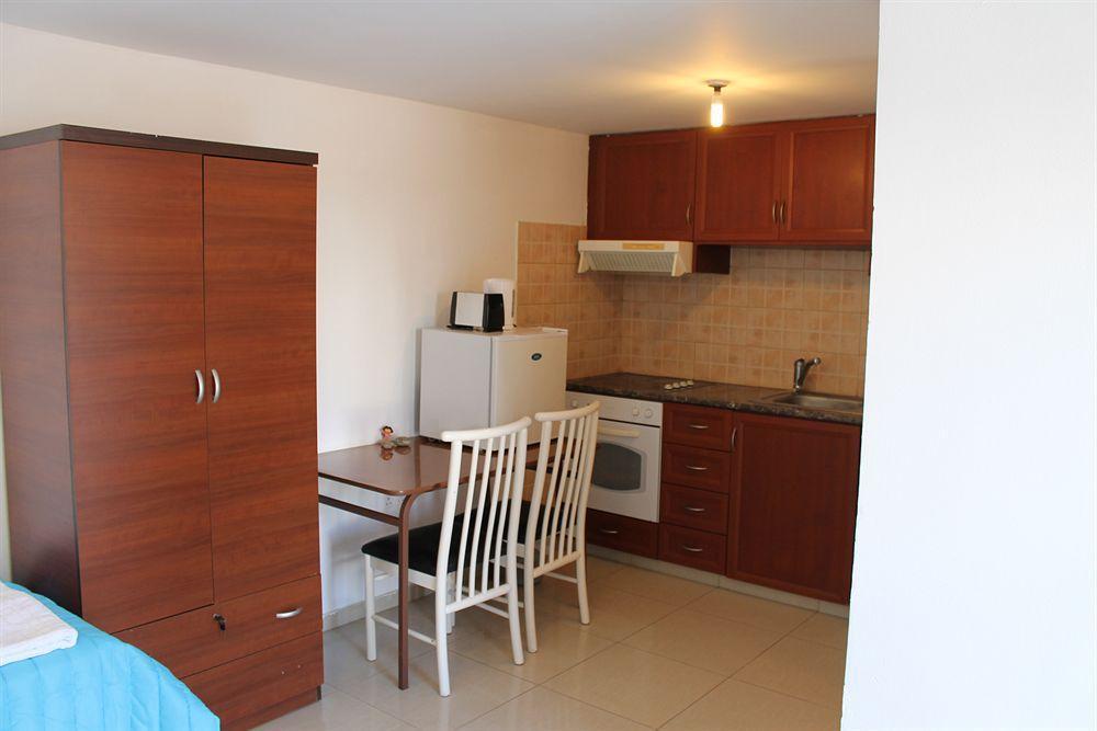 Apartmán Galatia'S Court Paphos Exteriér fotografie