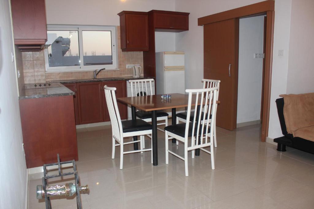 Apartmán Galatia'S Court Paphos Pokoj fotografie