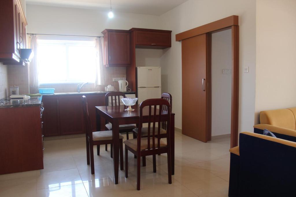 Apartmán Galatia'S Court Paphos Pokoj fotografie
