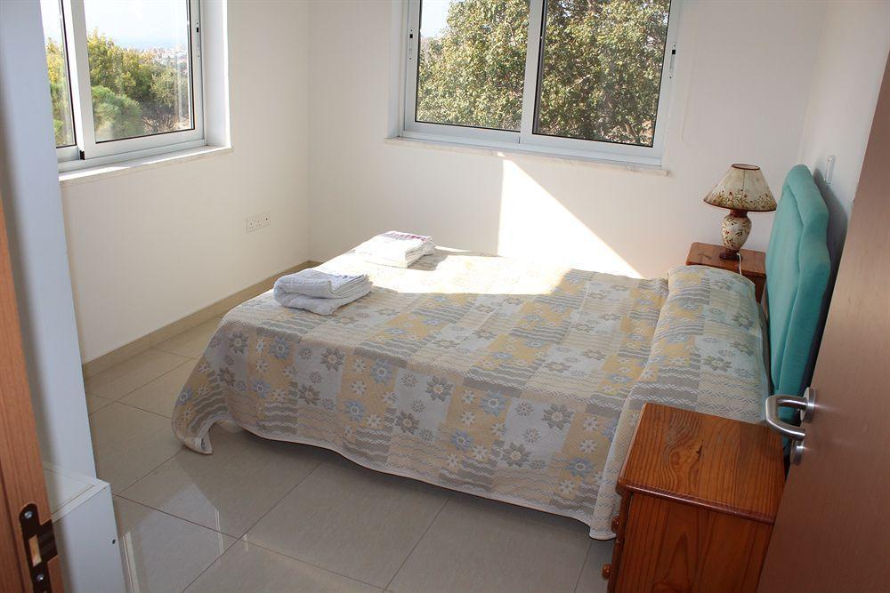 Apartmán Galatia'S Court Paphos Exteriér fotografie